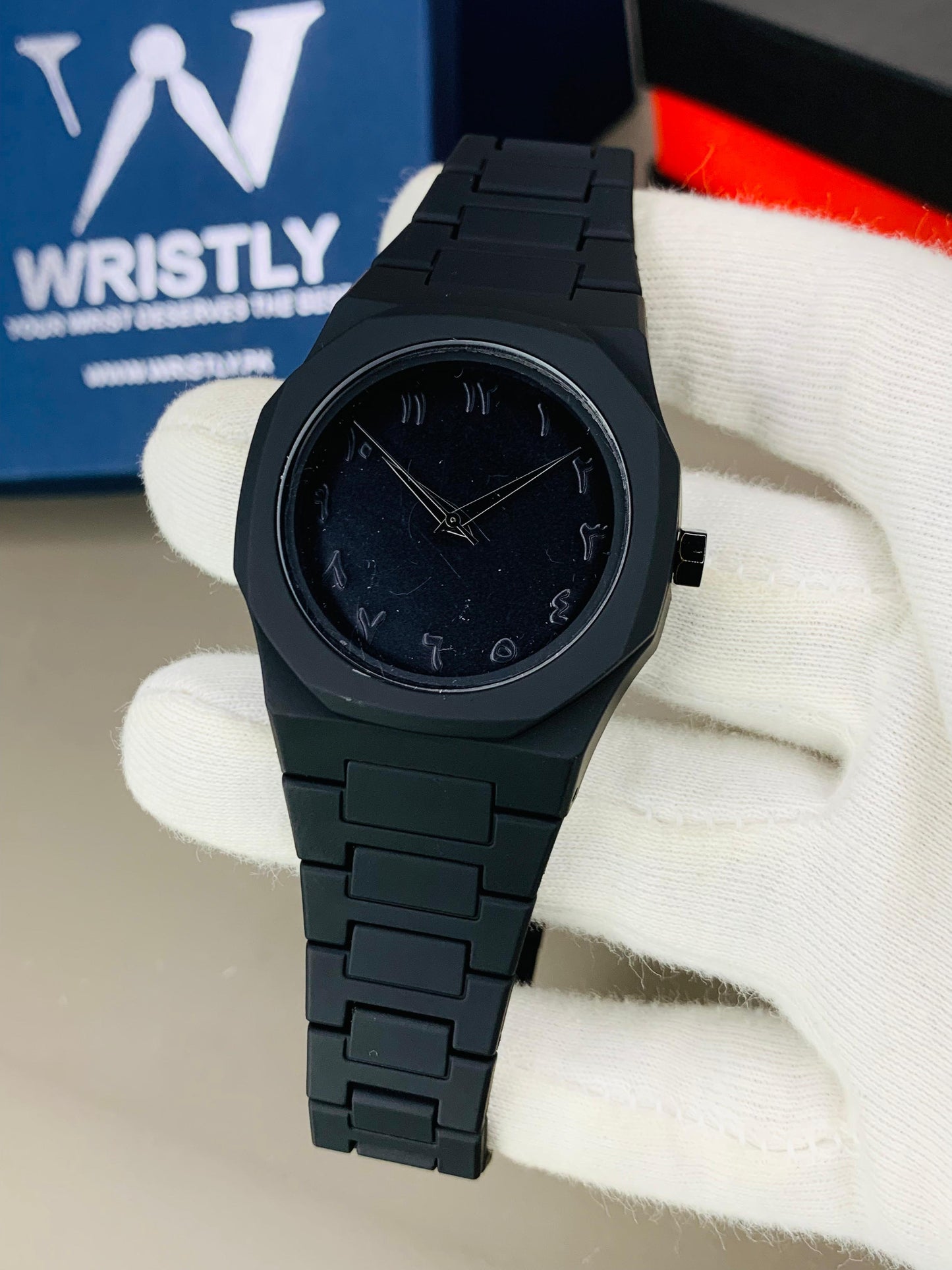 Black Arabic Aura Watch