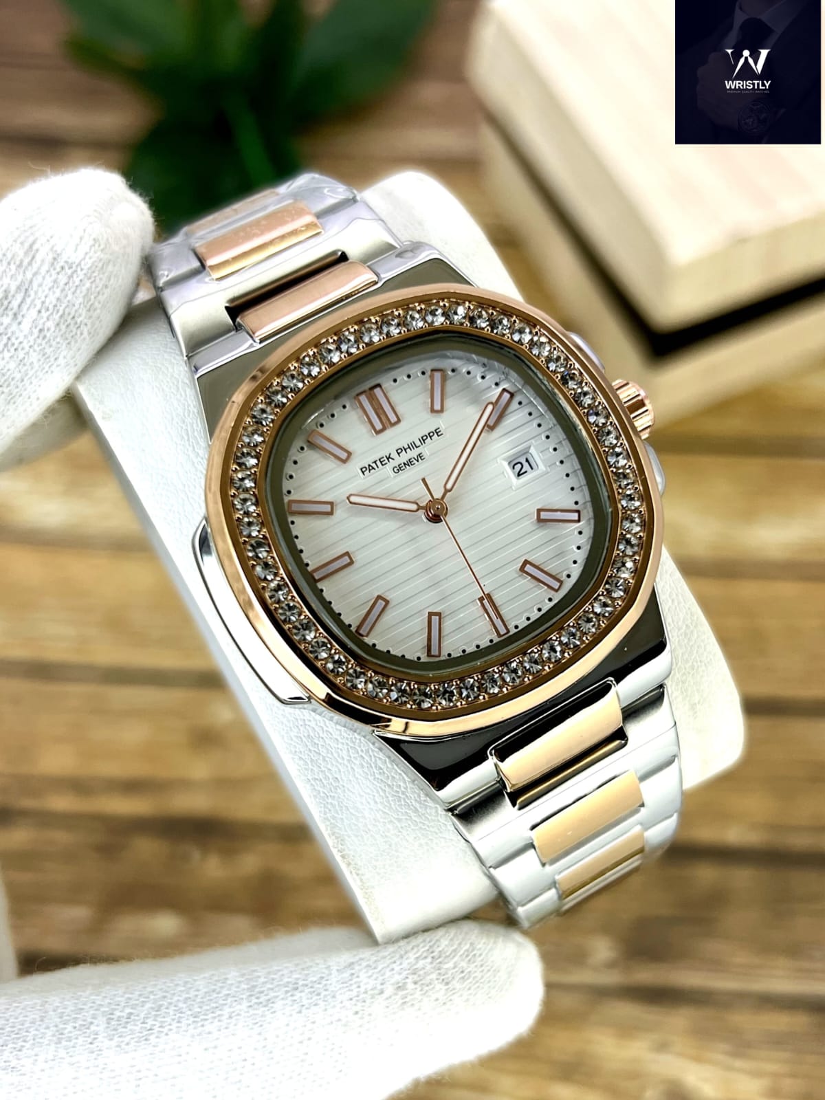 PATEK PHILIPPE GENEVE STONE
