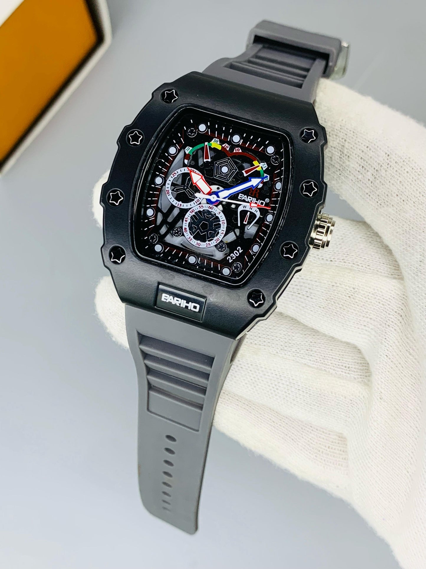 Bariho Men's Strap Watch