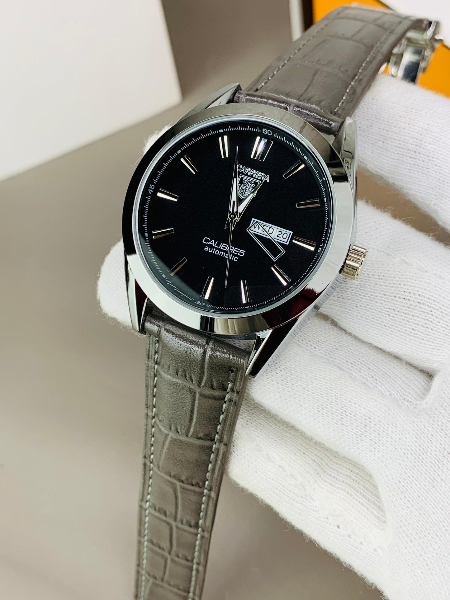 TAG Heuer Carrera