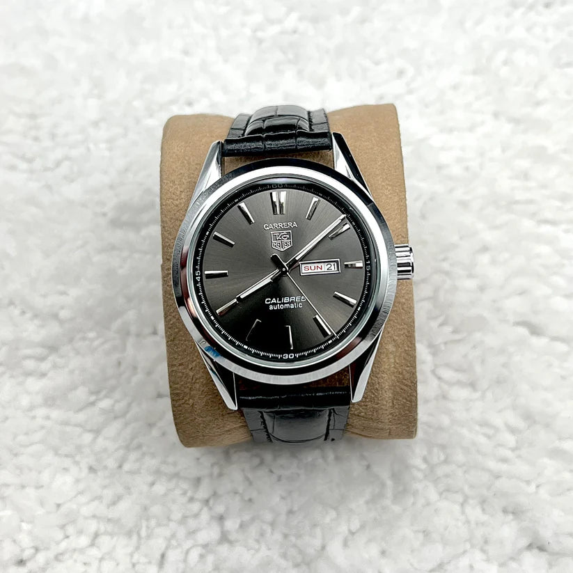 TAG Heuer Carrera