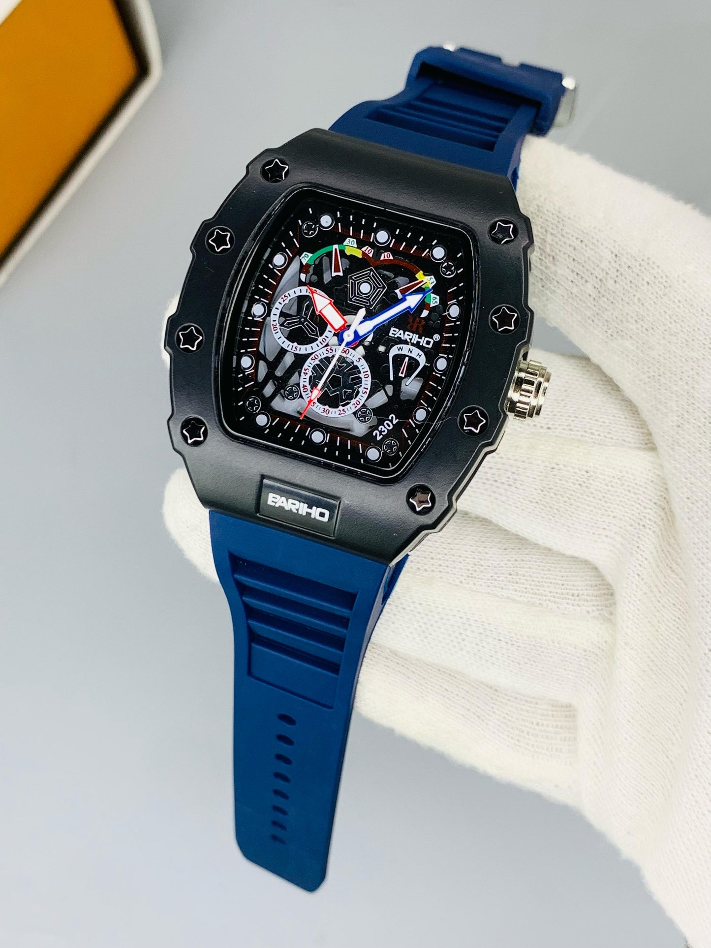 Bariho Men's Strap Watch
