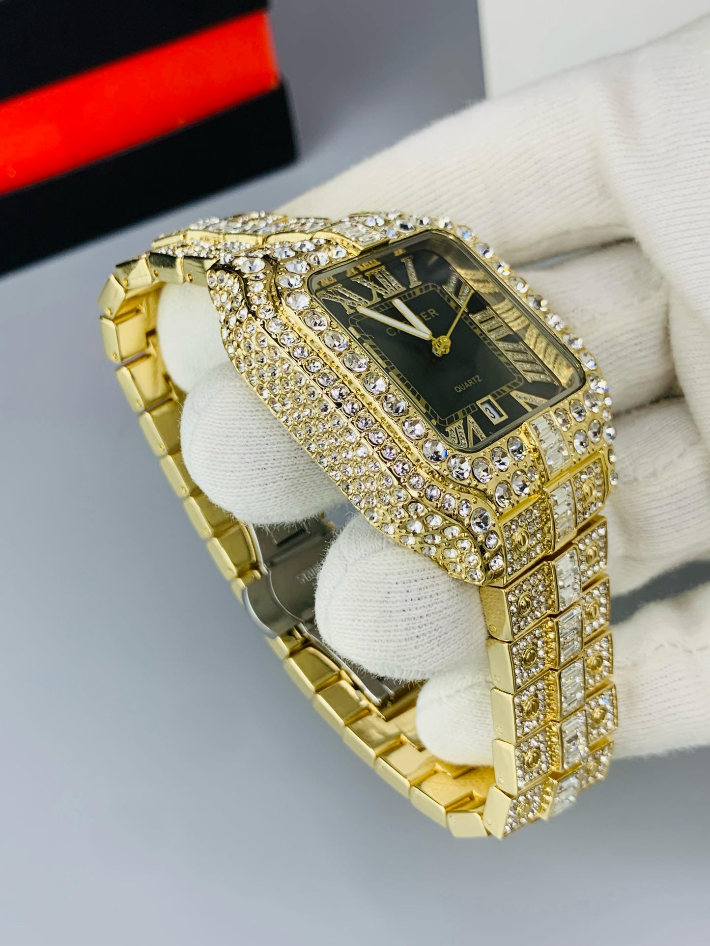 Cartier Golden Full Stone (UNISEX)