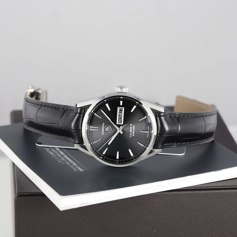 TAG Heuer Carrera